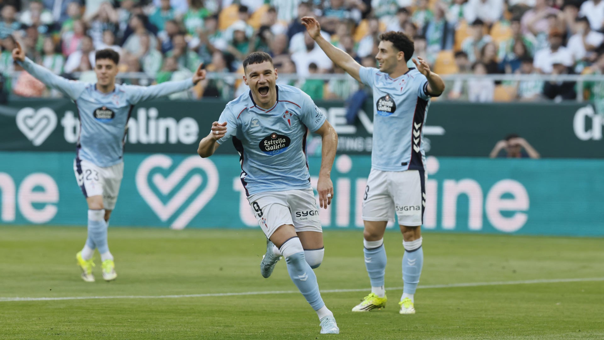 O Celta empata co Betis na Cartuja (1-1), e segue a tres puntos da quinta praza