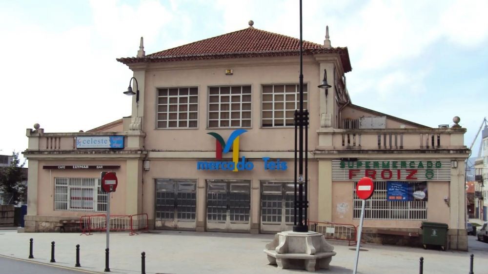 O Goberno licita por 1,86 millóns a reforma do mercado de Teis